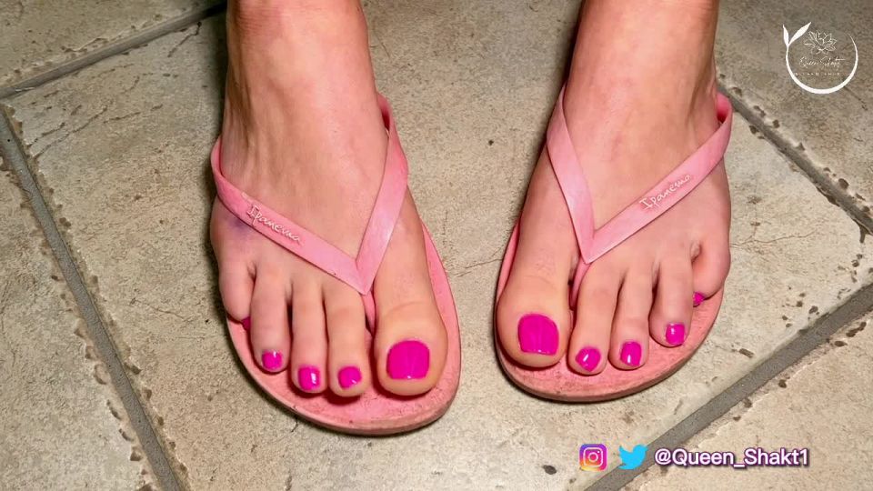 online adult video 17 foot fetish shop feet porn | Queen Shakti – Jerk on my Pink Toes | long toes