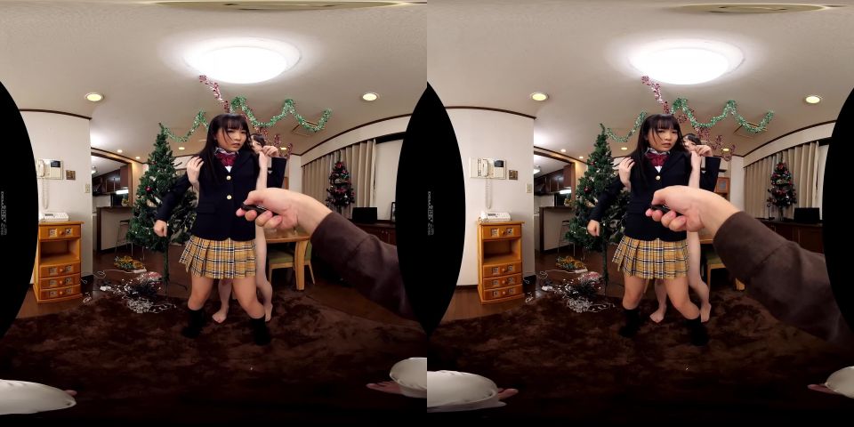 Kurata Mao, Kururigi Aoi, Harukaze Hikaru DSVR-592 【VR】 Exhibition ● Family VR Dominated By Rays - VR