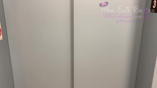 M@nyV1ds - Ellie Brooks - Sucking off 2 men in a public elevator