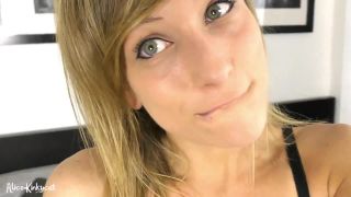 AliceKinkyCat MyDirtyHobby com Feuchte Kirschen