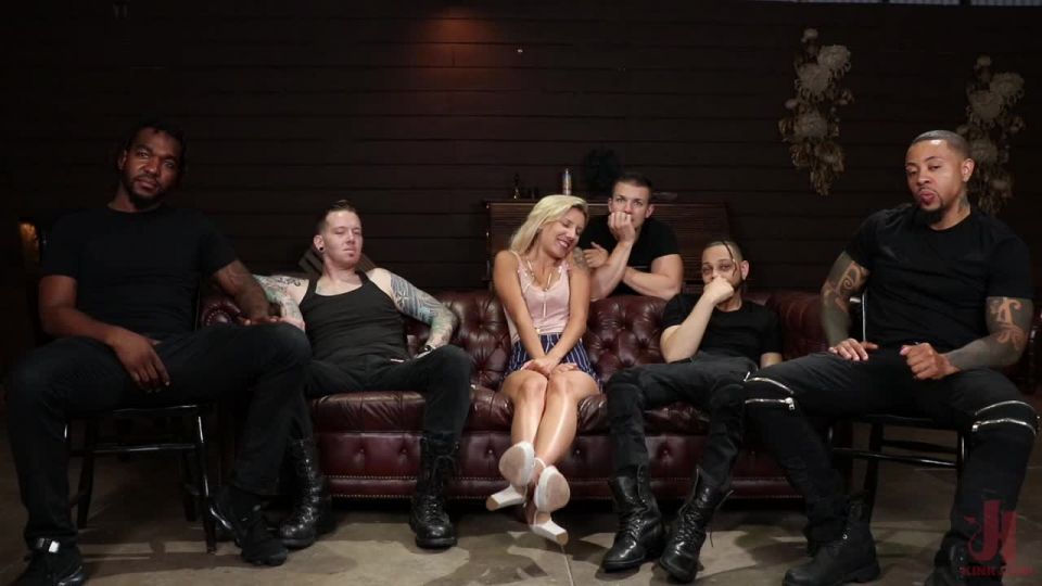 clip 23 adolescente gay porno bdsm Sophia Grace - Cock Slut Landlord: Sophia Grace consigue agujeros rellenos con 5 grandes pollas, bdsm en bdsm porno