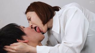 BASJ-020 オバサンが大人のキスを教えてあげる 下品な痴熟女の濃密接吻性交 一場れいか