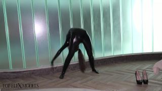 xxx video 11 TopFlexModels – Flexi Chica en traje de gato en fetiche porno femdom manía