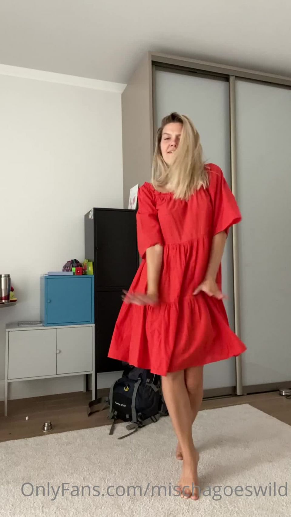 Mischa - mischagoeswild Mischagoeswild - a dance wearing red music cherry pie by warrant 02-09-2022