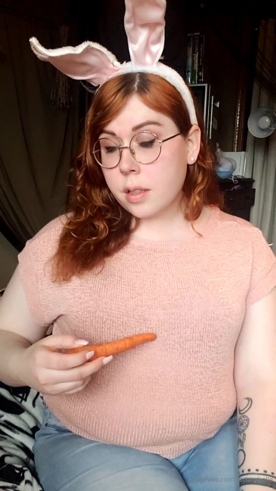 [Onlyfans] tsclarabelle-13-04-2020-31652758-I wish this carrot were something else