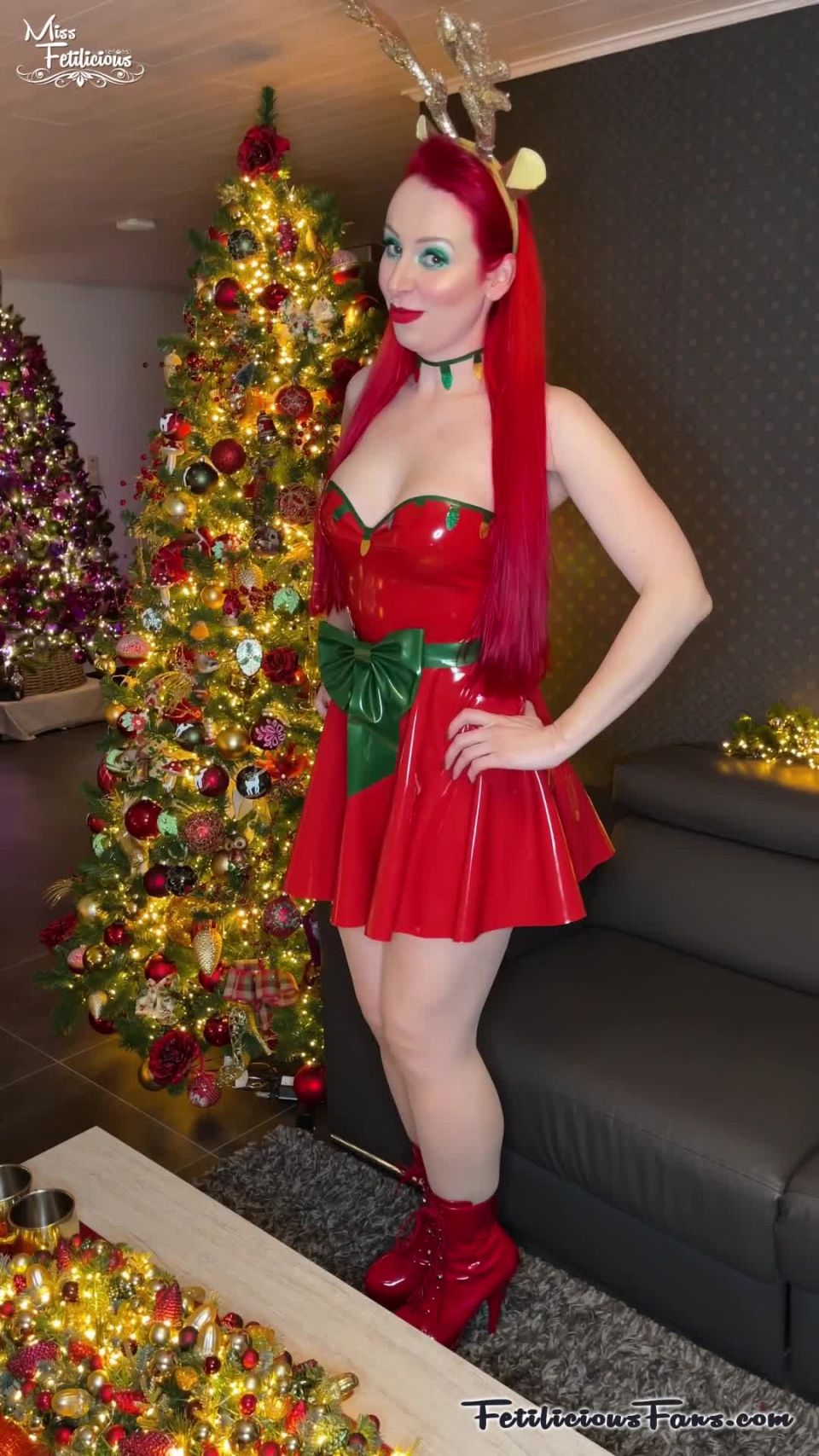 FetiliciousFans SiteRipPt 2Red Christmas Dress