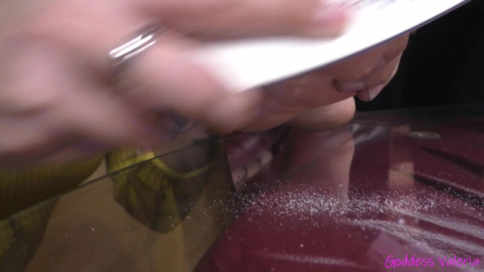 xxx video 39 femdom lluvia romi mi diosa Valeria – Comer el polvo de mis uñas de los pies, femdom en femdom porno