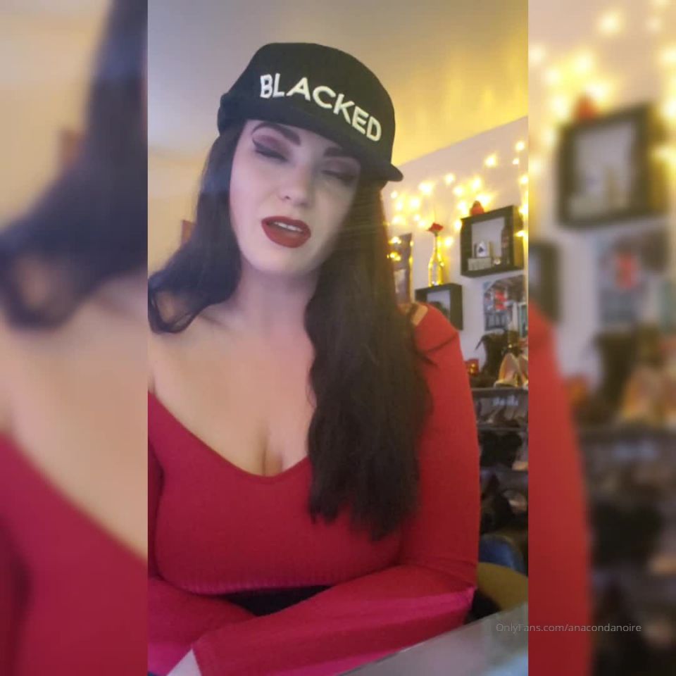 anacondanoire  Another night educating betas on their place in the world on Skype ladyanacondahoa on femdom porn curvy femdom