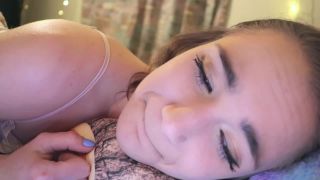 ManyVids.com - Princess Bambie Aka Carissa Nicole - Pillow Talk Skype Date SmallTits!