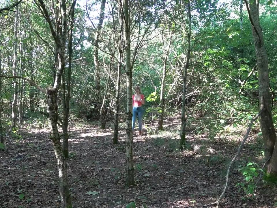 Miss Deep Misia aka Maskbj - Outdoor Blowjob in the Forest and Cum on ...