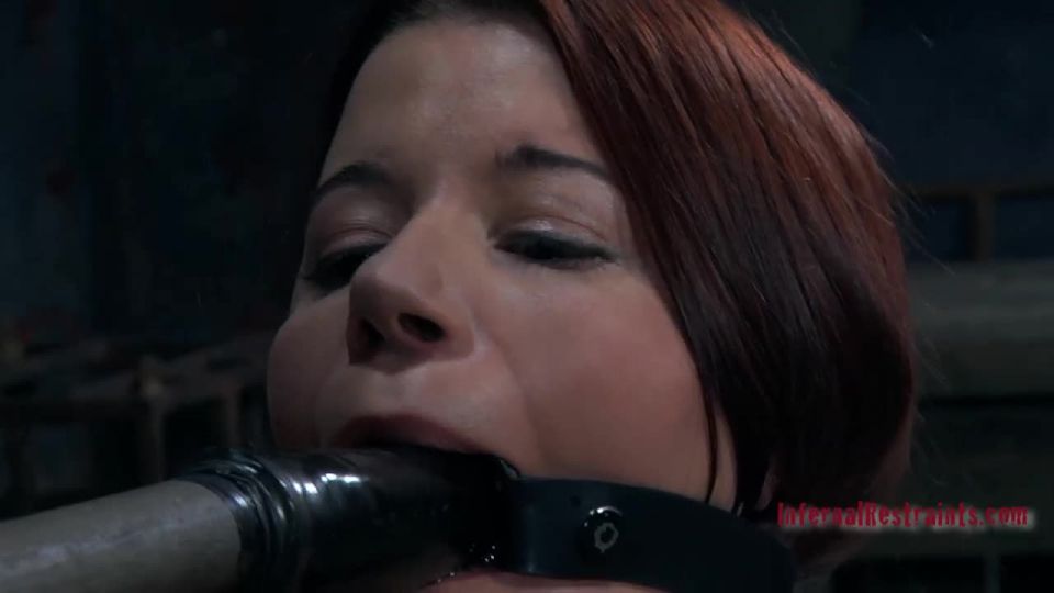 Con clavos Sarah Blake 2010 05 14 Video Sexo Descargar Porno