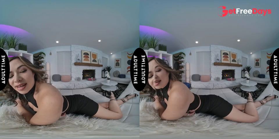 [GetFreeDays.com] Scarlett Alexis-Up Close VR With Scarlett Alexis Adult Leak February 2023