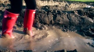 adult xxx video 31 femdom penis Queen Of Hearts In Wellies, rubber fetish on femdom porn