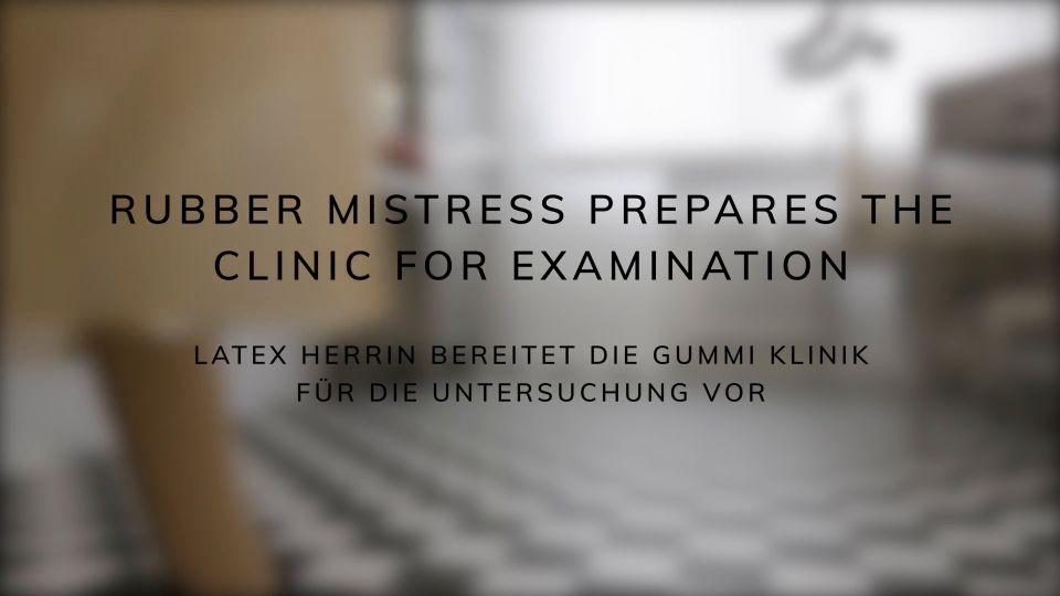 [GetFreeDays.com] Rubber mistress prepares the clinic for examination facesitting