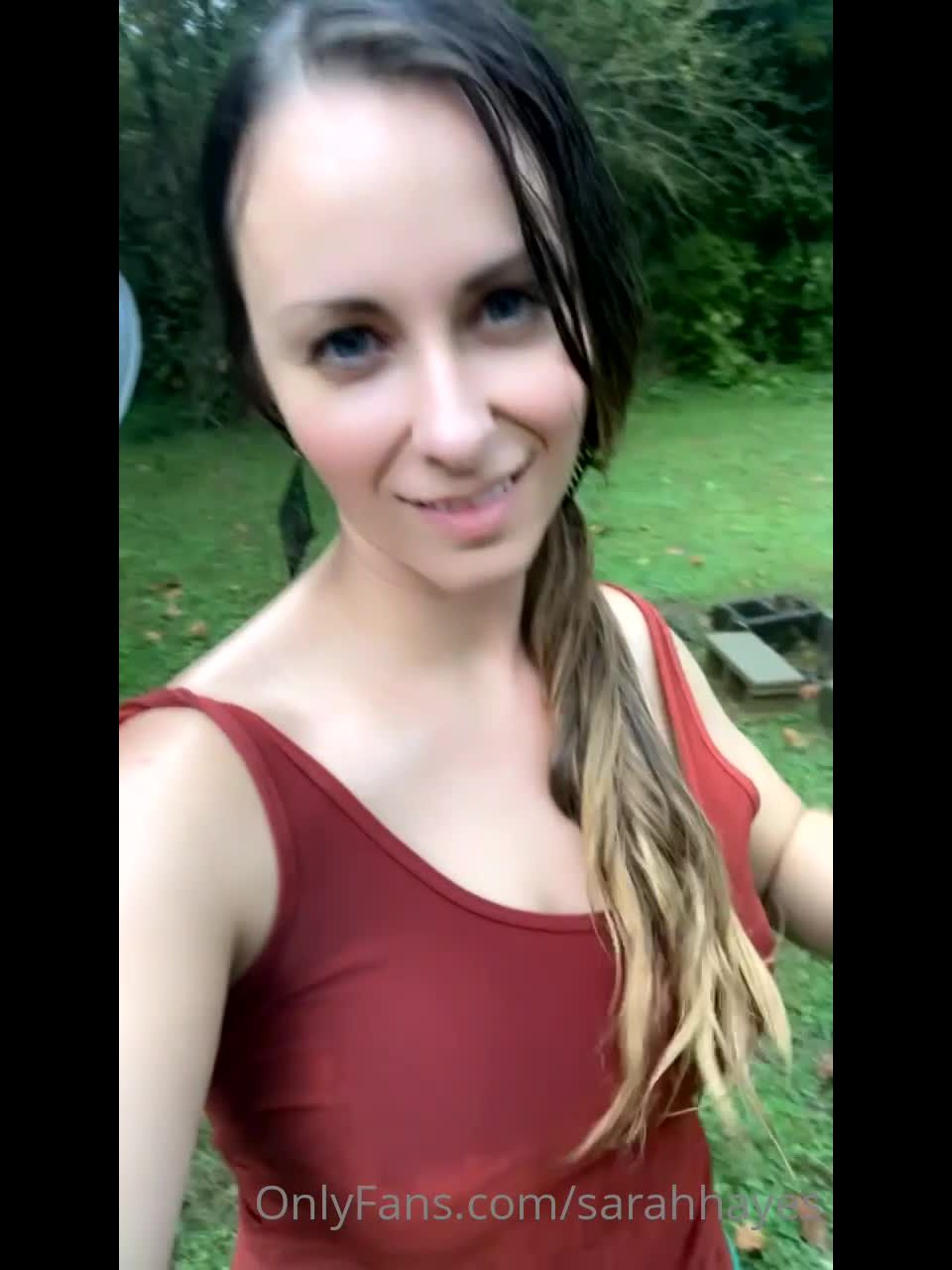 Sarah Hayes SarahhayesPlaying with myself in the rain - 07-10-2021 - Onlyfans