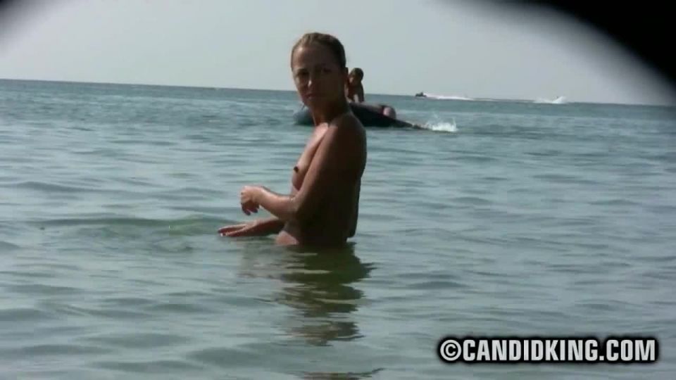 CandidKing 085