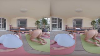 Pilates Amazing Orgy - Gear VR