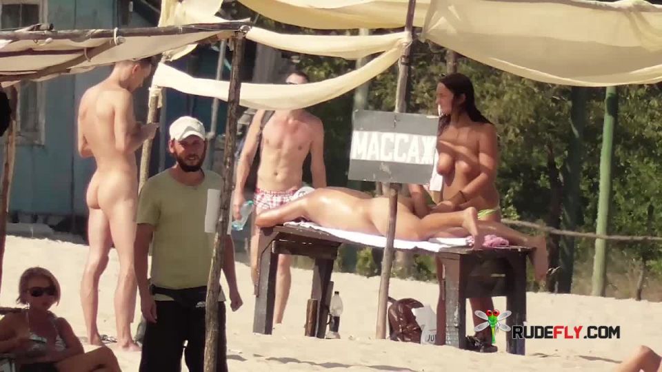 A public plage can't keep these teen naturists  down