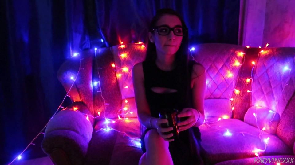 One Night Stand With Hot Nerdy Girl After House Party