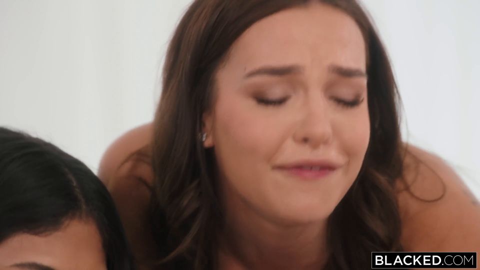 6271 Rissa May, Reyna Belle - Bbc Besties Locos Compartir el amor...