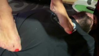Onlyfans - GingerAlesFeet - misstressroux - misstressrouxThrowback to two years ago  trampling session in London after a night out - 04-04-2020