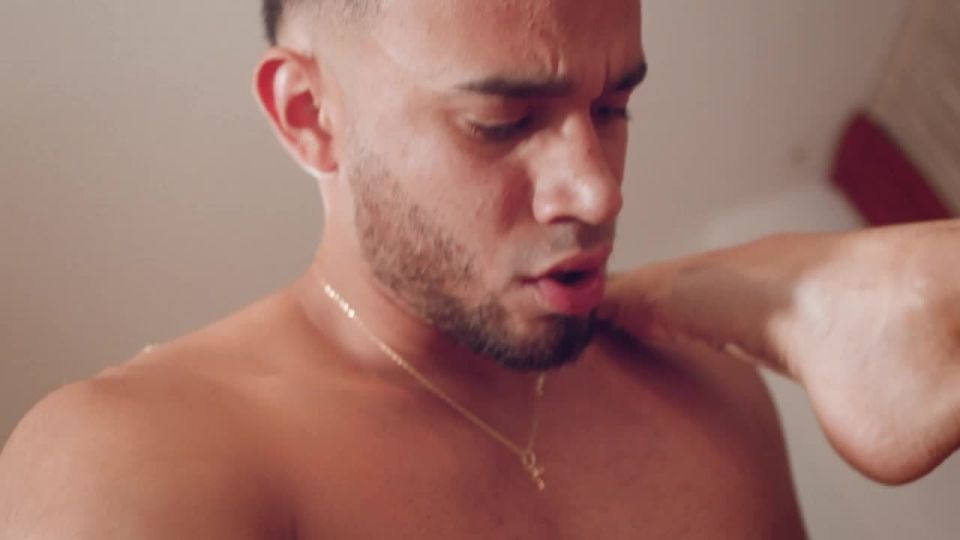 Marcostone and Austin Ponce “Breed my hole” (Bareback).