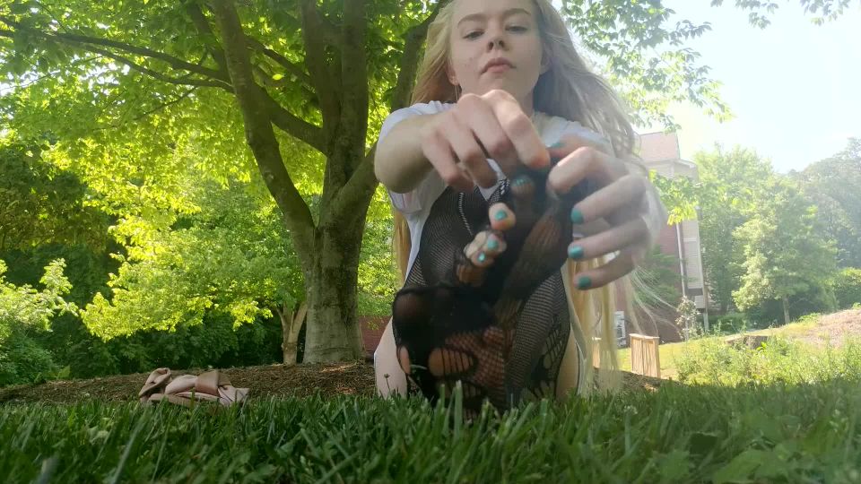 free online video 34 OGFeet - Sativa Skies - Outdoor Fish Net - femdom - fetish porn fart fetish pornhub