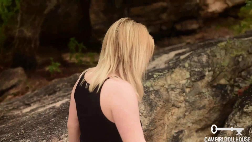 video 11 Adora campana – Excursionistas Pies - joi - femdom porno gran polla fetiche