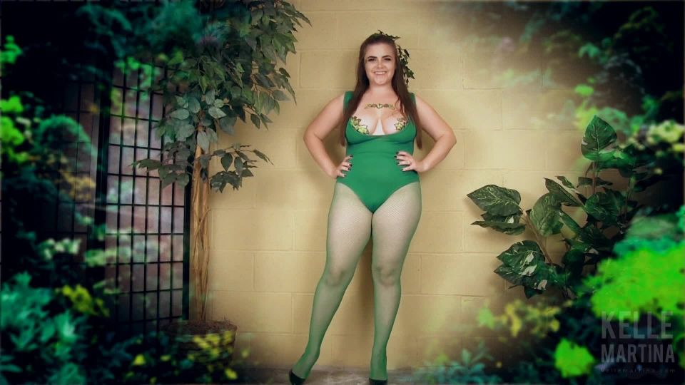video 35 Miss Kelle Martina - Poison Ivys Prisoner, gym femdom on fetish porn 