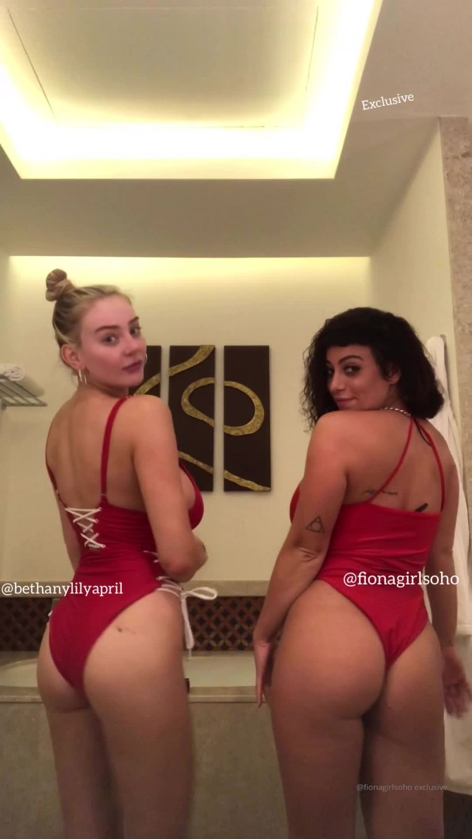 FionaGirlSoho () Fionagirlsoho - so this is the start to our bath video the rest will be unraveling in your inbox go chec 21-12-2019