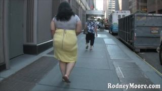 Chubby on 7th Ave. BBW!