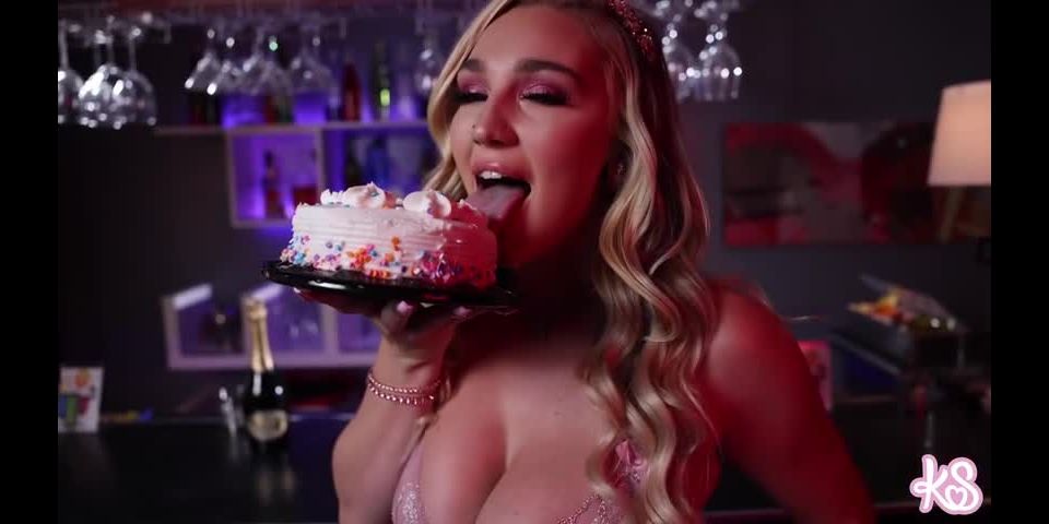 Kendra sunderland – it’s my birthday and i’ll get tag teamed if i want to vip (2021)