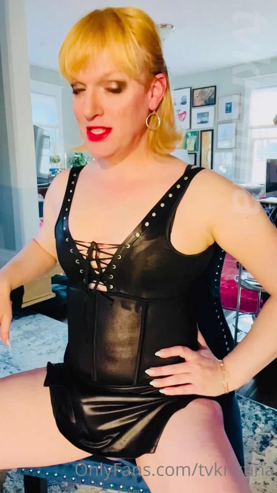 Tvkristina - who wants to see me facefuck a whore 18-01-2022