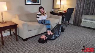 Sarah and Dolly - No Way Out Download New Porn Video Fas...