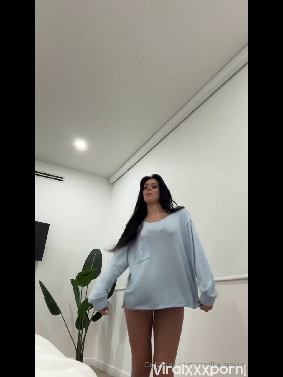 Camilla.araujo Sensual Tease in Oversized Shirt and Mastrubating with Vibrator OnlyFans Video  am video Camilla Araujo