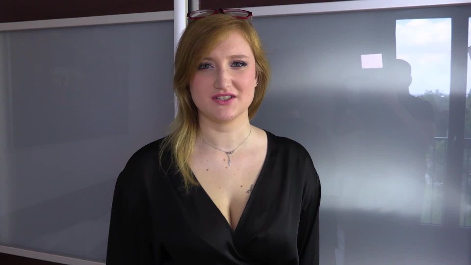 Seksowna krakowianka / Epizod 219 Holly [FullHD 1080P] , polish girls , big tits porn milf 