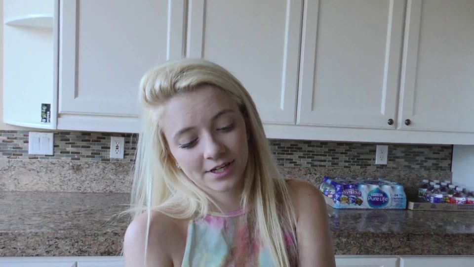 Petite Blonde Riley Star Sucks And Fucks Stepdad'S Hard Dick