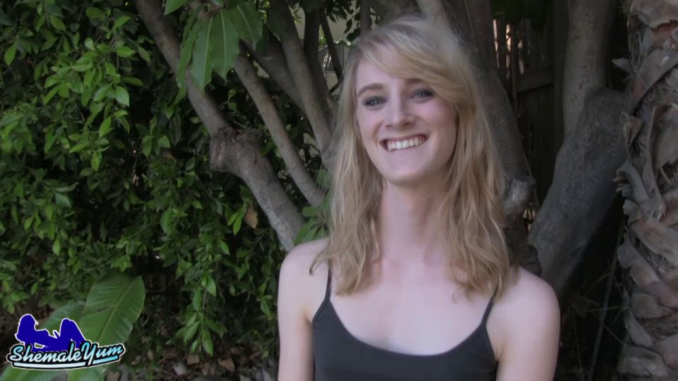 Beautiful Scarlett Hawthorne Strokes It Download New Porn...