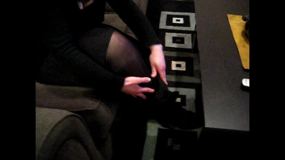 clip 47 NonniSoles Cum Covered Arabic Feet - Nonnis Stinky Pantyhose Footjob! on femdom porn taylor raz foot fetish