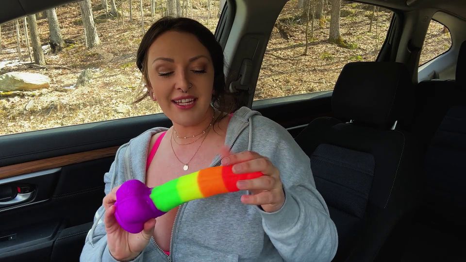 Gabby Stone Masturbating In Her Car After Hiking