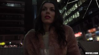 Sara Highlight - An Elegant Woman In A Fur Coat Fuck With A Stranger For Money Amateurporn