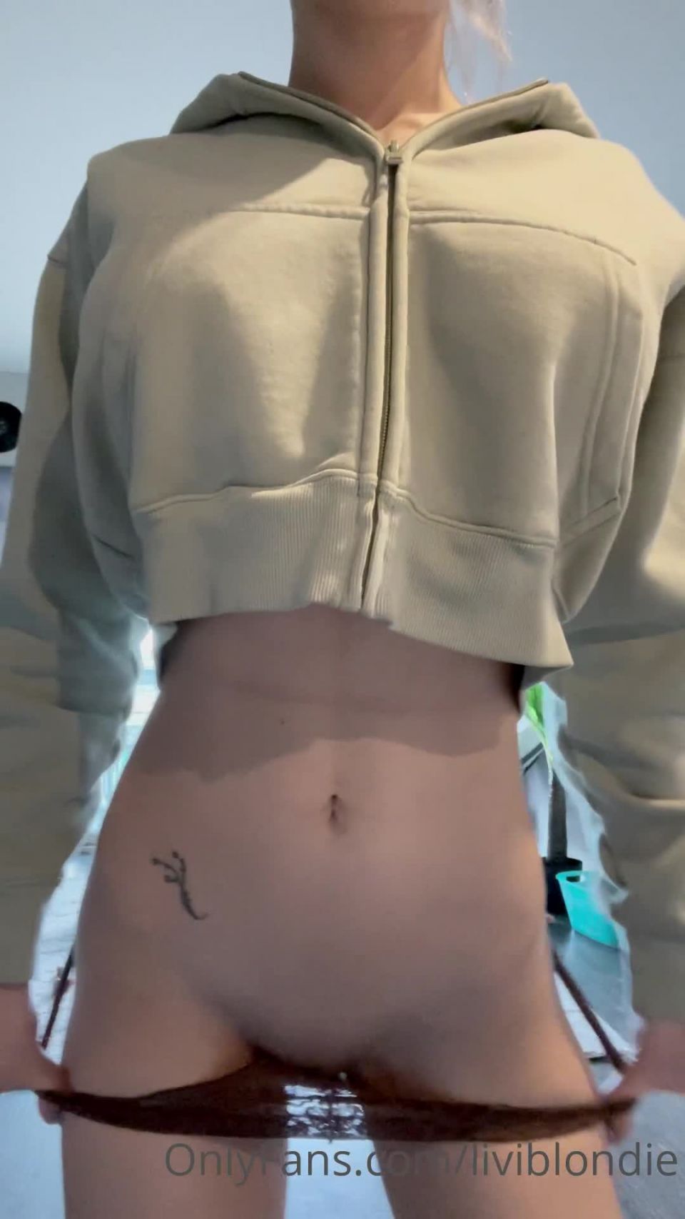 porn video 5 Watch Free Porno Online – liviblondie 17-03-2021-2057462737- (MP4, UltraHD/2K, 1080×1920) - teens - teen 