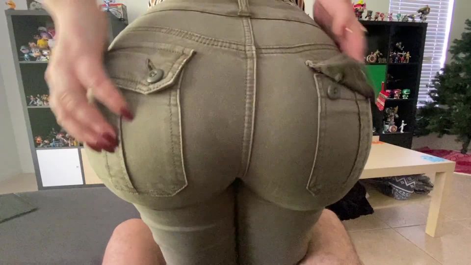 Lapdance?Striptease in Tight Pants Grinding on Daddys Cock Fisting!