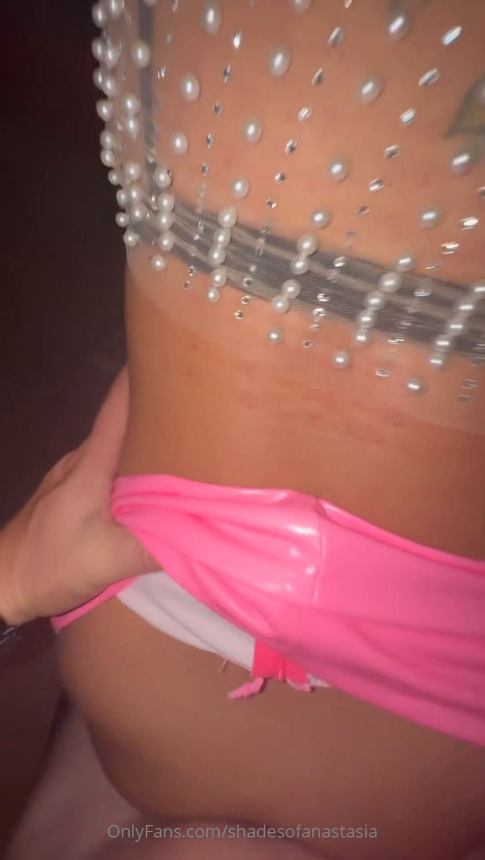 Sombras de Anastasia 0i1k2g8kwt4t1faia6b0m