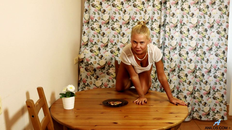 Video Darina Nikitina : Love Bunny 1080p FullHD