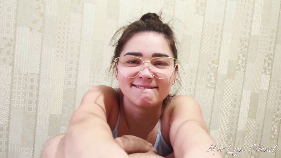 MarLyn Chenel polla sedienta bebé da mamada rápida - MarLyn Chenel