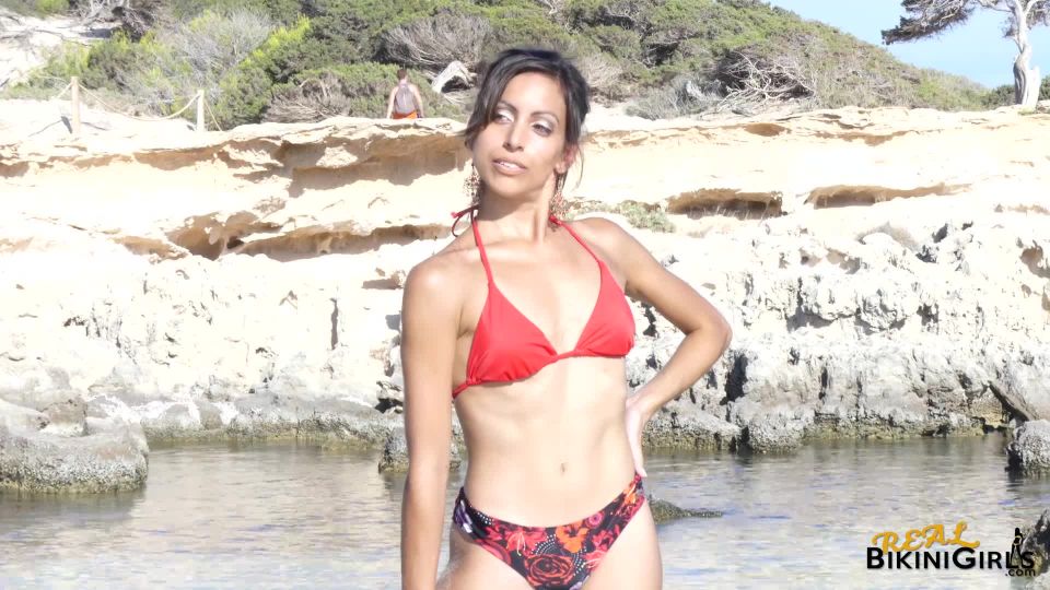 Melanie S – 29yo – Red Bikini Nudism