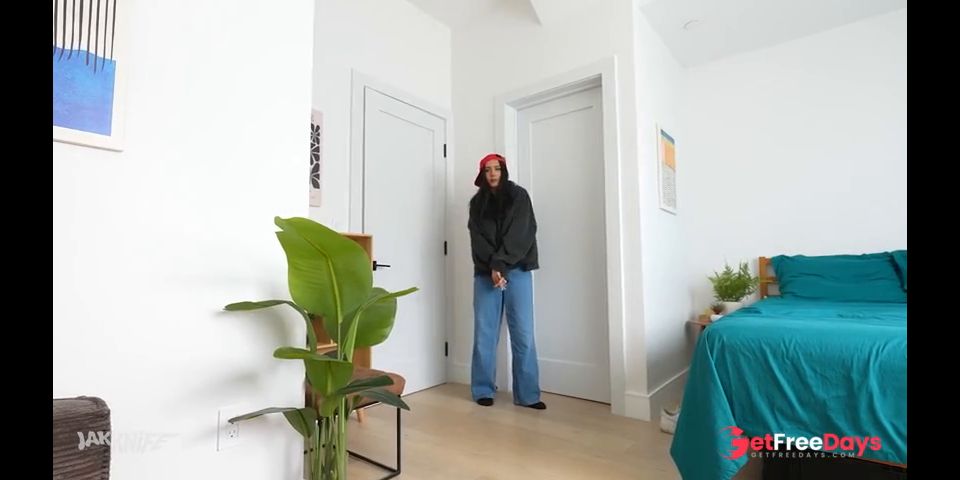 All Natural Big Titty Stepsis let me CUM ON HER TITS- Roxie Sinner
