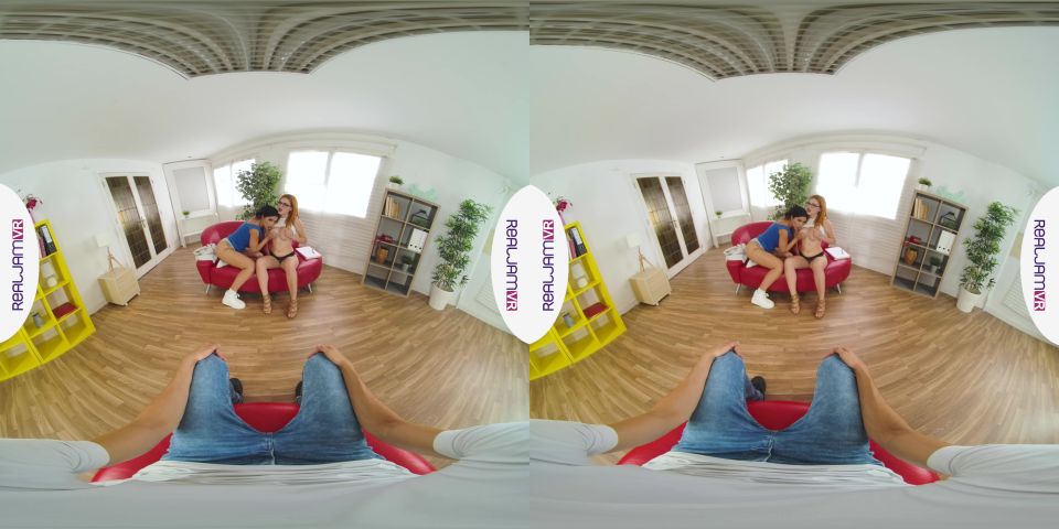 Julia De Lucia, Mina Von D - Threesome: Your New Roommates - VR Porn (UltraHD 4K 2024) New Porn