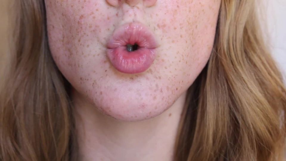 LittleRedheadLisa - Labios de cierre #2 - HD 720P